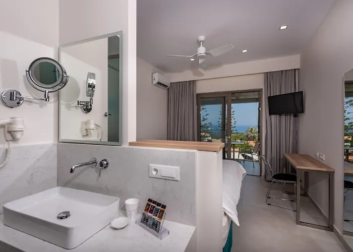 Aparthotel Ionian Aura