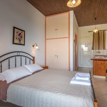 Ionian Aura Lägenhetshotell 4*