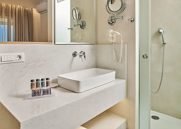 Aparthotel Ionian Aura 4*
